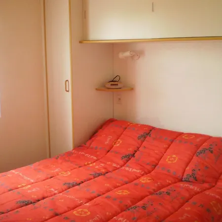 Semesterbostad Les Roziers Montmurat